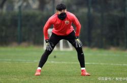 三亿电竞 -今夜亚冠焦点战，深圳男篮扳平良机，底气十足，控场能力受关注的简单介绍